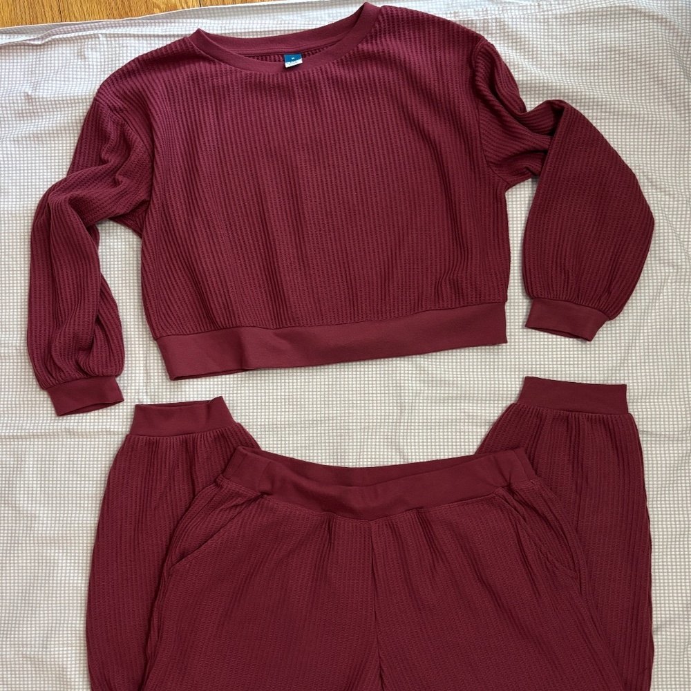 Old Navy Thermal Lounge Set burgundy red Medium waffle pajamas